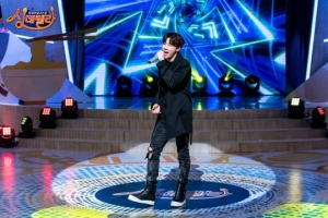 &#39;싱데렐라&#39; 김희철, 성규에 무한 애정 발산...브로맨스 형성