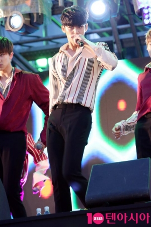 [TEN PHOTO] 세븐틴 민규 '섹시 카리스마'