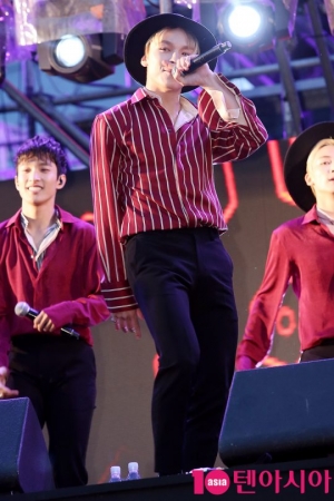 [TEN PHOTO] 세븐틴 버논 '멋짐이 풀풀'