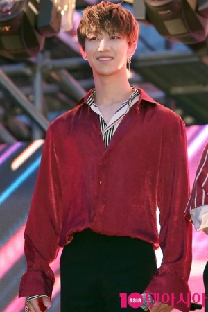 [TEN PHOTO] 세븐틴 디에잇 '훈훈한 미소'