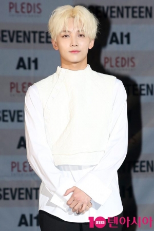 [TEN PHOTO] 세븐틴 정한 '아름다운 눈빛'