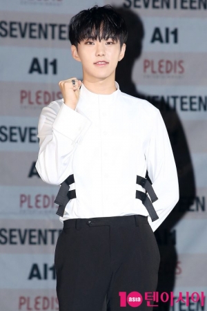 [TEN PHOTO] 세븐틴 호시 '상큼한 파이팅