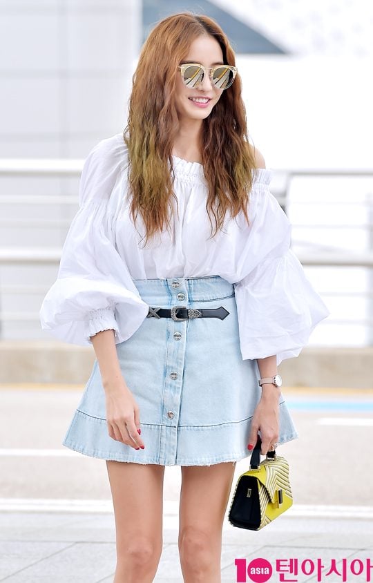 한채영, 바비인형의 공항패션…