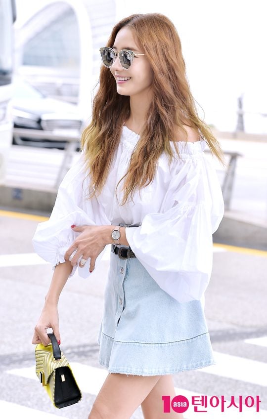 한채영, 바비인형의 공항패션…