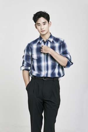 김수현 “설리, 의욕적… 대화하기 편했다”