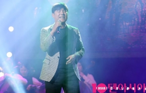 22년 차 가수 임창정 “사랑은 언제나 通한다” (종합)