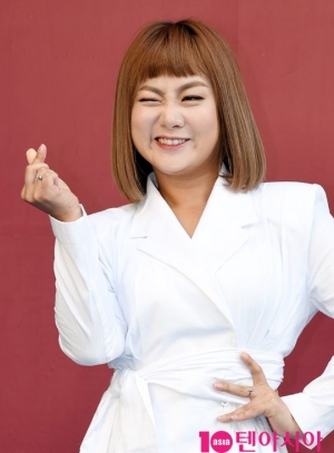 [텐어워즈:2017 스타⑧] 박나래, 이상하게 끌리는 마성의 개그맨