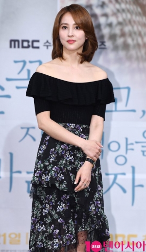 [&#39;손 꼭 잡고&#39; 종영]한혜진, 끝까지 빛났던 &#39;멜로퀸 저력&#39;