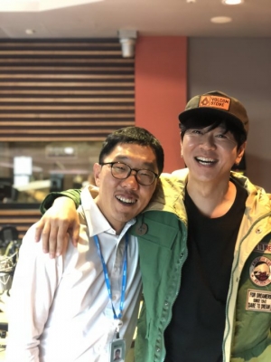 '굿모닝 FM' 윤도현, "방탄소년단이 나를 자랑스런 아빠로 만들었다"