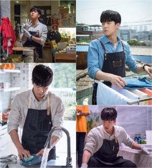 '당신의 하우스헬퍼' 하석진, 앞치마+장갑 장착 '프로 살림꾼'