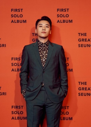 [TEN 현장] 승리 &#34;YG 미래는 굉장히 밝다&#34;