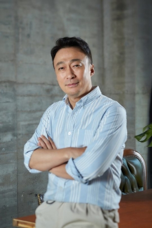 [TEN 인터뷰] &#39;공작&#39; 이성민 &#34;흑금성과 마주한 순간 정말 숨이 막혔죠&#34;