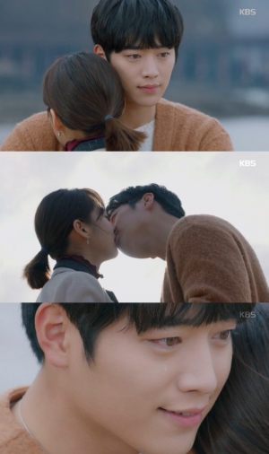 [&#39;너도 인간이니&#39; 종영] &#34;울면 안아주는 게 원칙&#34;…마지막까지 빛난 &#39;로봇&#39; 서강준의 인간애