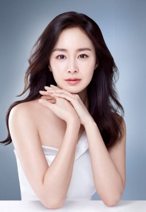 김태희, 비에스컴퍼니와 전속 계약 체결...한채영·이시언·서인국과 한솥밥