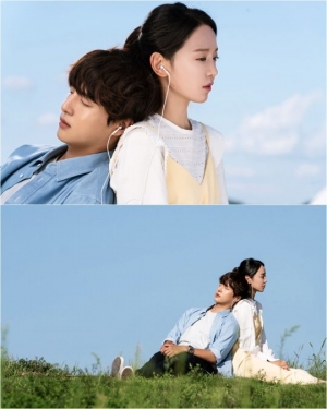 '서른이지만' 신혜선♥양세종, 동화같은 투샷...연인 분위기 물씬