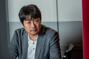 &#39;암수살인&#39; 김윤석 &#34;카리스마보다 콜롬보 형사 같은 끈기 봐달라&#34;