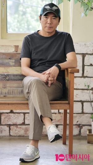 김지운 감독, 프랑스 문화예술 공로훈장 &#39;오피시에&#39; 받는다