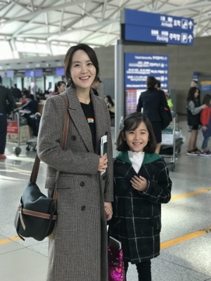 '잠시만 빌리지' 박지윤, 에너지 넘치는 딸과 핀란드行...&#39;살아보기&#39; 도전
