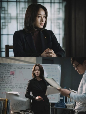 &#39;국가부도의 날&#39; 김혜수, IMF 대책 세운 경제 전문가로 돌아오다