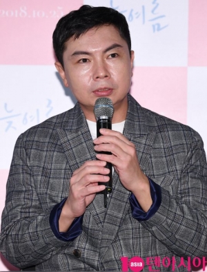 &#39;늦여름&#39; 임원희 &#34;신소율과 잔잔한 멜로 연기 좋았다&#34;