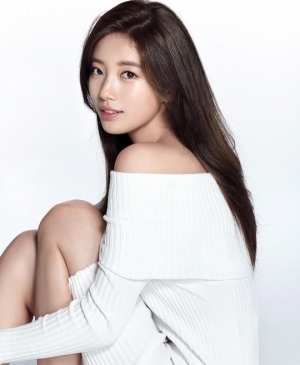 &#39;국민 첫사랑&#39; 배수지, 다음달 &#39;2018 AAA&#39; 참석