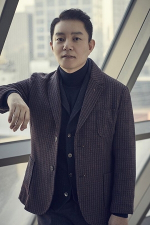 &#39;출국&#39; 이범수 &#34;화이트리스트 오해...시간 지나면 밝혀질 것&#34;