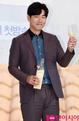 &#39;지붕 위의 막걸리&#39; 이종혁 &#34;김연아 초대해서 막걸리 대접하고 싶어&#34;