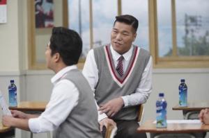 &#39;아는 형님&#39; 서장훈, 클럽서 &#34;죄송합니다&#34; 연발한 사연
