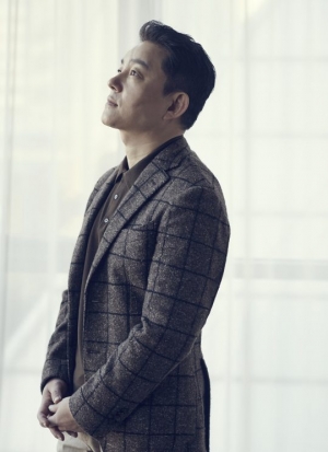 [TEN 인터뷰] '출국' 이범수 “논란도, 이념도 뛰어넘는 건 '부성애'라는 진정성”
