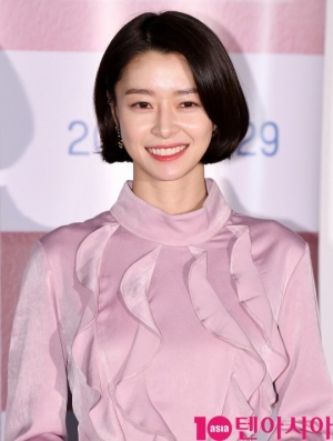 &#39;소녀의 세계&#39; 권나라 &#34;연기 첫키스 주인공이 노정의&#34;