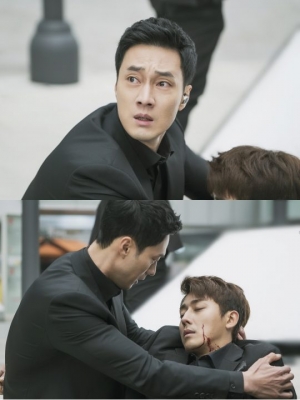 '내 뒤에 테리우스' 소지섭·손호준vs코너스톤…"목숨 건 승부수"