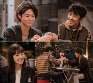 '남자친구' 박보검X전소니X김주헌, 절친들의 기분 좋은 골뱅이집 회동