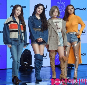[TEN 현장] 마마무, 쓸쓸하고 외로운 감성으로 돌아왔다