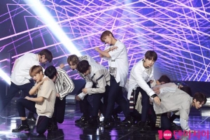 '쇼챔피언' 송년특집 2탄...워너원·트와이스 챔피언송 하이라이트