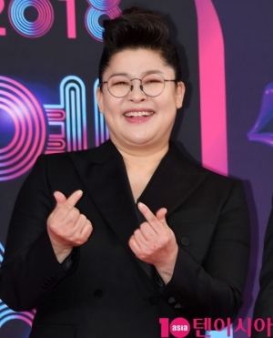 &#39;2018 KBS 연예대상&#39; 이영자, 유리천장 깨고 당당히 대상 수상 (종합)