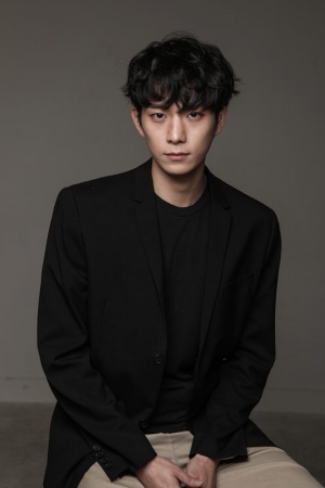 신예 김영대, 한류스타 日매니지먼트 '프라우 인터네셔널'서 러브콜