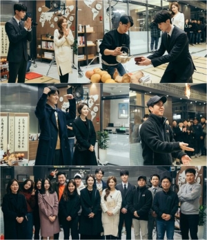 이동욱X유인나 '진심이 닿다' 고사 현장...2019년 후끈 달굴 케미