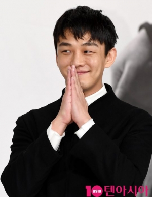 &#39;도올아인 오방간다&#39; 유아인, TV쇼 첫 도전…허세 빼고 진심 담았다 (종합)