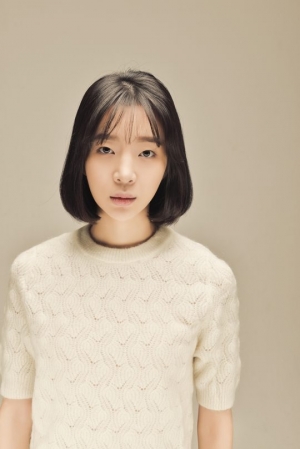 신예 이윤수, 공포영화 '폐교' 캐스팅