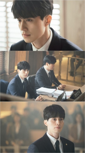 '진심이 닿다' 이동욱, 첫 촬영 공개...신뢰감 폭발 '완벽주의 변호사'