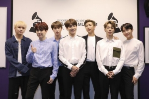 방탄소년단, 아이돌차트 아차랭킹 3주 연속 1위…엑소 2위