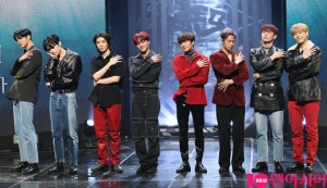 [TEN 현장] &#39;현대판 나르키소스&#39;로 돌아온 SF9, &#34;성숙한 미러섹시 보여드릴게요&#34;