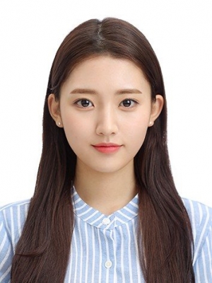 “올바른 성장의 예”...정다빈, &#39;깜찍+청순&#39; 증명사진 공개