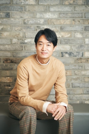 &#39;돈&#39; 조우진 &#34;가정 꾸린 후 나눔의 가치 돌아보게 돼...실천하려 노력&#34;