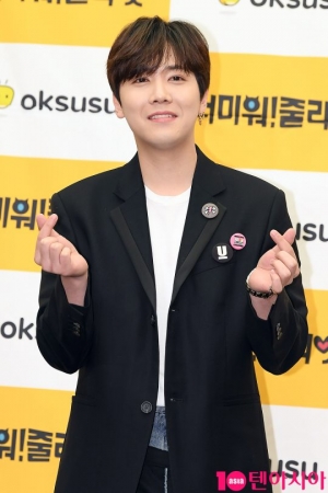 이홍기, '승리·정준영 카톡방' 연루 루머 간접적 부인...“걱정마쇼”