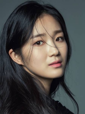 'SKY캐슬' 김혜윤, 22일 '김영철의 파워FM' 출연...러블리+청순 매력 예고