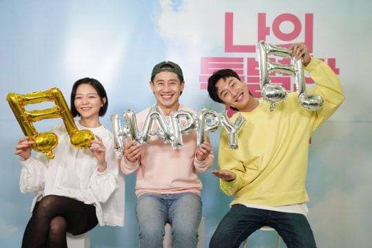 영화 ‘나의 특별한 형제’ OST 녹음 현장 사진/사진제공=NEW