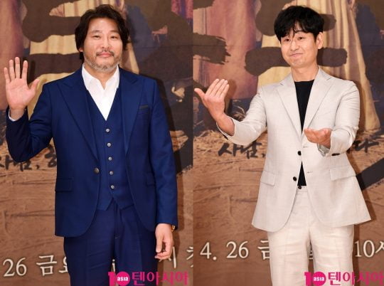 전봉준 역의 최무성(왼쪽부터)과 이방 백만득 역의 박혁권./조준원 기자 wizard333@