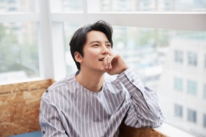 &#39;열혈사제&#39; 김남길 &#34;주·조연 모두 빛나는 작품 많이 만들어지길&#34;