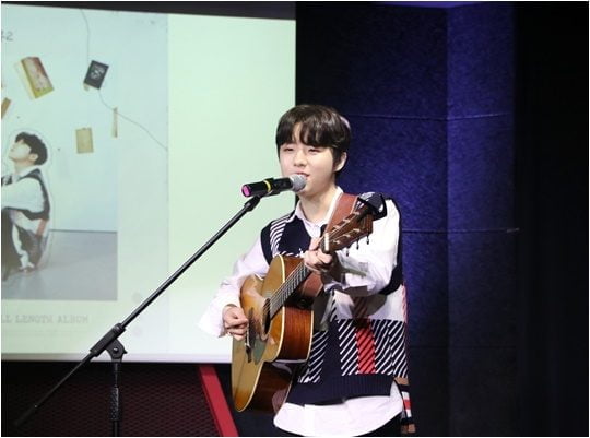 8일 오후 6시 정규 2집 ‘유승우2’ 발매를 앞두고 있는 싱어송라이터 유승우./ 사진제공=스타쉽 엔터테인먼트